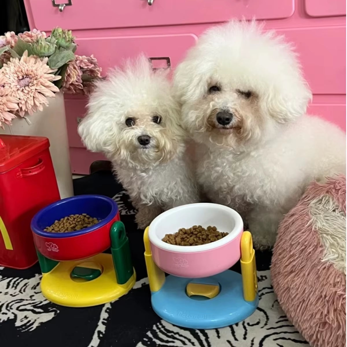 Elevate Your Pet's Dining Experience with the 1PC Adjustable Height Suction Cup Bowl - Perfect for Dogs and Cats!